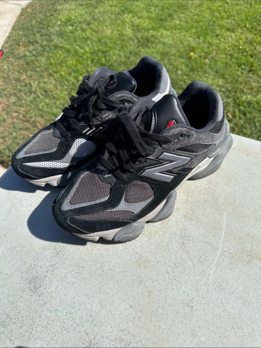 New Balance Black & Gray Athletic Sneakers